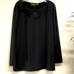 NWT Bob Mackie Top